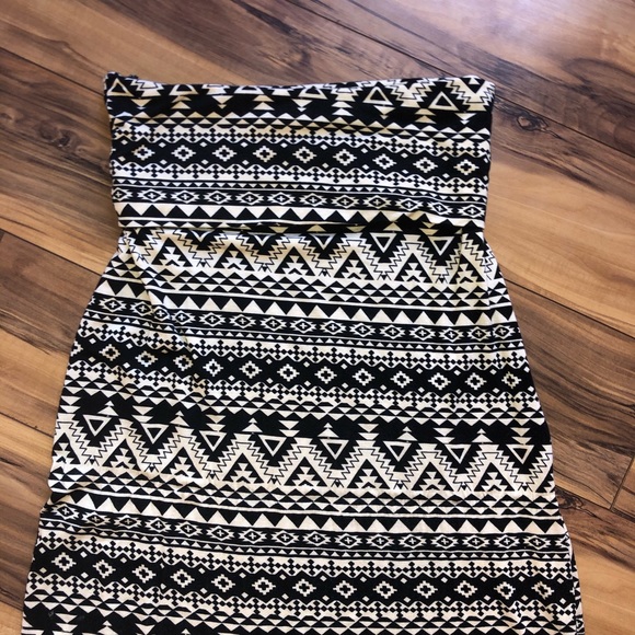Tribal printed skirt! - Picture 2 of 3